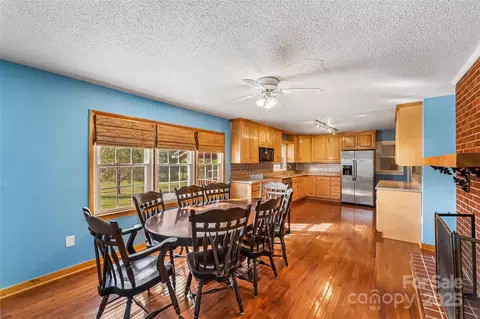 Dining - 5325 Us 70 W Hwy W, Marion, NC 28752 photo 1 of 2