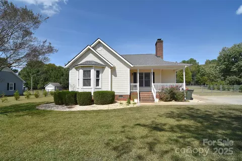 2506 Foxworth Dr, Monroe, NC 28110