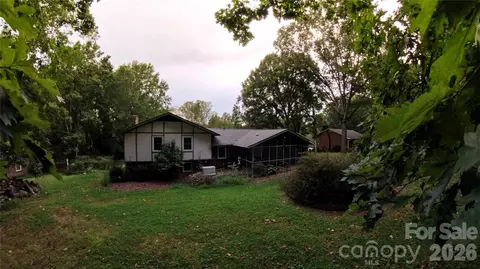 Exterior - 510 4th Ne Ave NE, Conover, NC 28613 photo 4 of 6