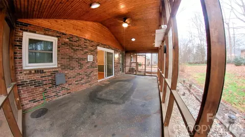 Exterior - 510 4th Ne Ave NE, Conover, NC 28613 photo 3 of 6