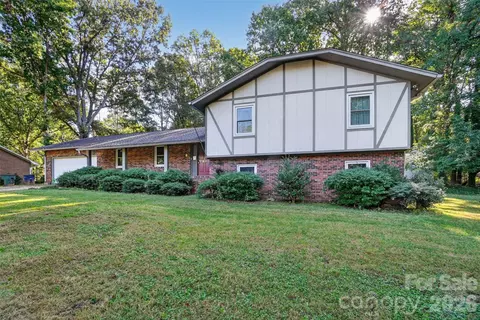 510 4th Ne Ave NE, Conover, NC 28613