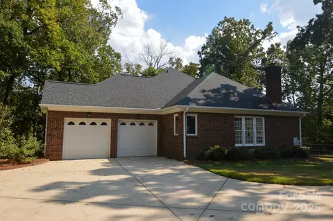 Other - 113 Eaglecrest Dr, Matthews, NC 28104 photo 2 of 21
