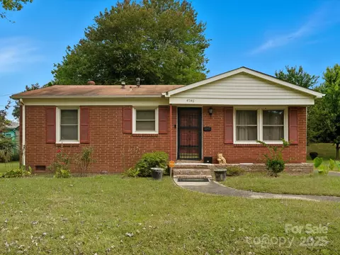 4946 Morgan St, Charlotte, NC 28208