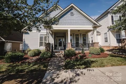 14109 Magnolia Bend Dr, Huntersville, NC 28078