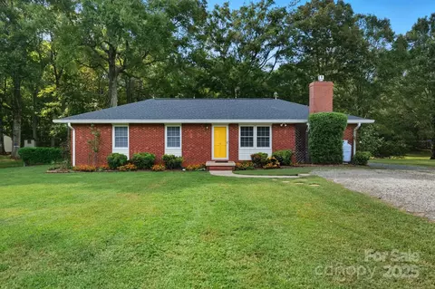 35 Happy Hollow Rd, Rockwell, NC 28138