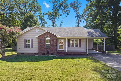 914 Woodside Dr, Kings Mountain, NC 28086