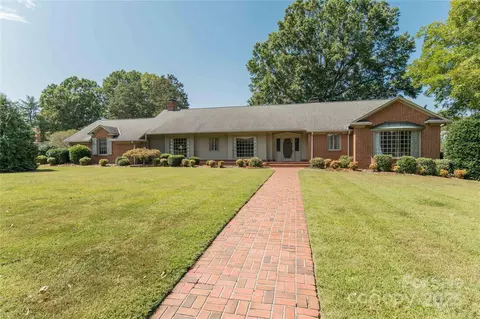 729 Mocksville Ave, Salisbury, NC 28144