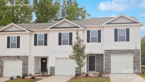 2931 Penninger Cir, Charlotte, NC 28262