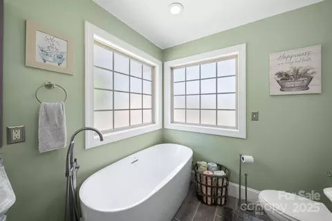 Bath - 2420 Silverthorne Dr, Monroe, NC 28110 photo 3 of 4