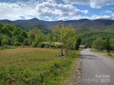 00 Barber Hill Dr, Waynesville, NC 28786
