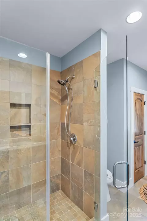 493 Dockside Dr, Nebo, NC 28761 photo 31