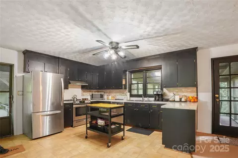 Kitchen - 43 Crane Ct, Concord, NC 28025 photo 1 of 2
