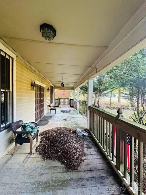Exterior - 903 E Arch St, Lancaster, SC 29720 photo 1 of 4