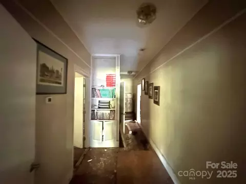 Entry Way - 903 E Arch St, Lancaster, SC 29720 photo 1 of 2