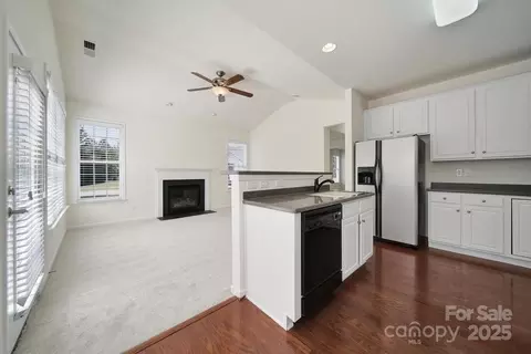 328 Garnet Ct, Fort Mill, SC 29708 photo 11