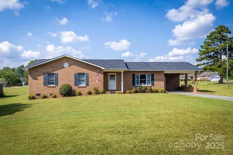 204 Martin Pl, Hildebran, NC 28637