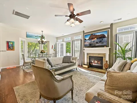 Living - 405 Armour St, Davidson, NC 28036 photo 2 of 4