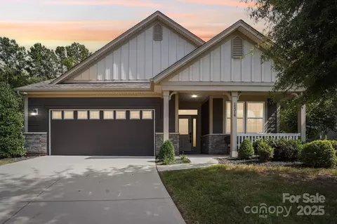 15316 Red Canoe Way, Charlotte, NC 28278