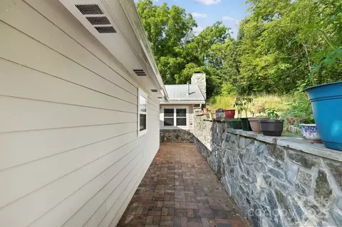 Exterior - 31 Abbott Moore Rd, Clyde, NC 28721 photo 5 of 5
