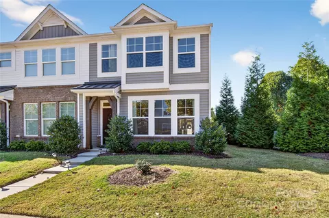 176 Waterlynn Ridge Rd, Mooresville, NC 28117