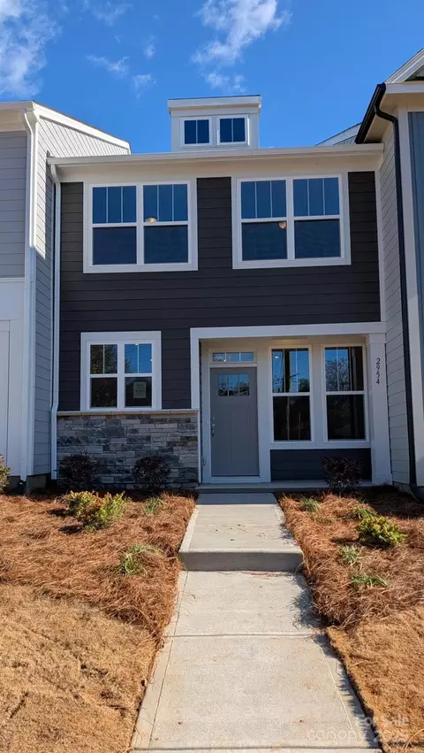 2954 Clyde Dr, Charlotte, NC 28208