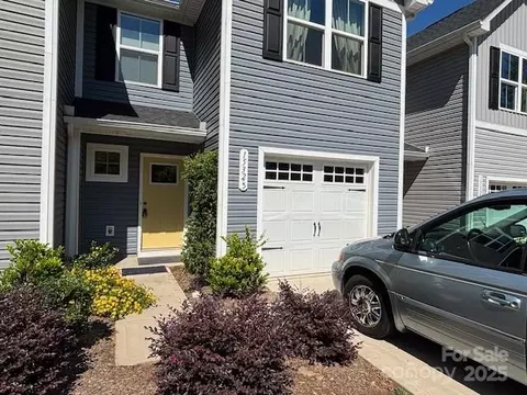 1532 39th Avenue Ne 5 Loop NE #5, Hickory, NC 28601