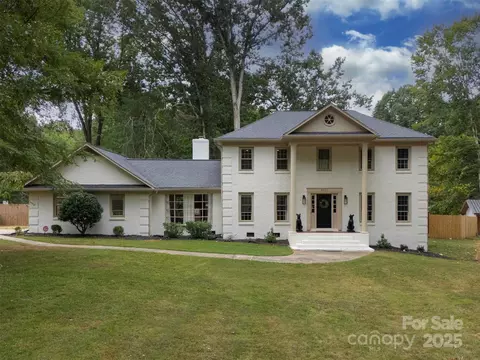 4401 Quail Ridge Dr, Mint Hill, NC 28227