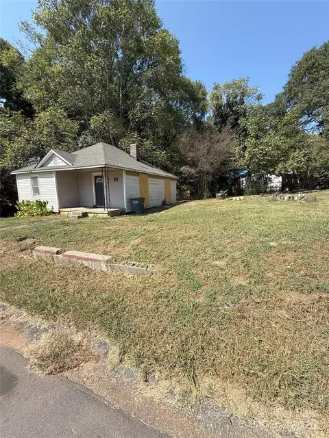 1810 Stowe Ave, Gastonia, NC 28054