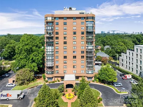1530 Queens 704 Rd #704, Charlotte, NC 28207
