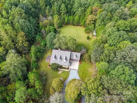 6610 Rolling Ridge Dr, Waxhaw, NC 28173