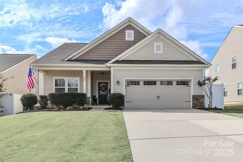 229 Fesperman Cir, Troutman, NC 28166