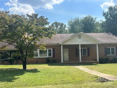 403 Catawba Ave, Davidson, NC 28036