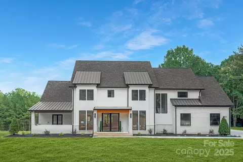 6907 Weddington Matthews Rd, Weddington, NC 28104