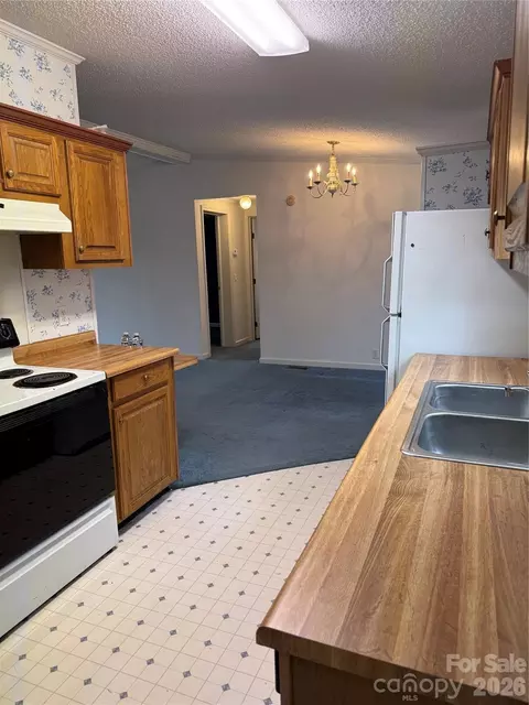 Kitchen - 367 High Point Church Rd, Pageland, SC 29728 photo 2 of 2
