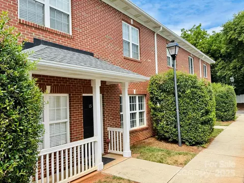 917 Shearer St, Davidson, NC 28036