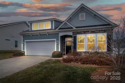 131 E Northstone Rd, Mooresville, NC 28115
