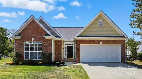 317 Braxton Dr, Indian Trail, NC 28079