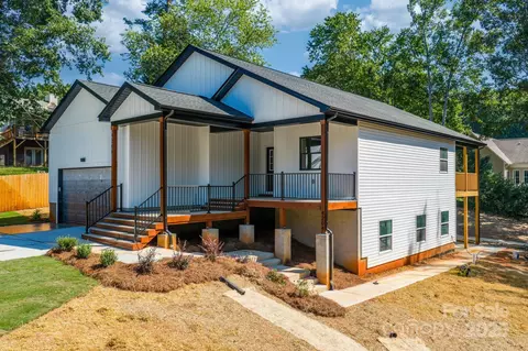 4204 9th Ne St NE, Hickory, NC 28601