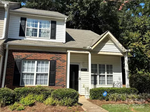 5375 Kimmerly Woods 706 Dr #706, Charlotte, NC 28215