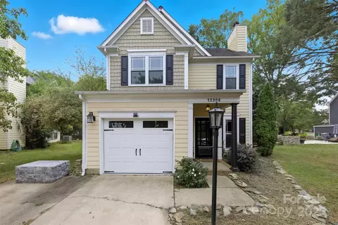 13308 Bolingbrook Ln, Charlotte, NC 28273