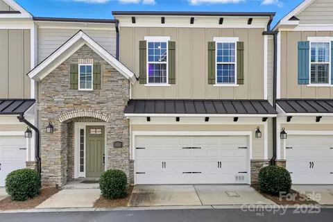 9209 Colin Crossing Ct, Charlotte, NC 28277