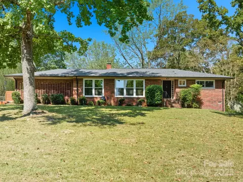 230 Kimmswick Rd, Charlotte, NC 28214