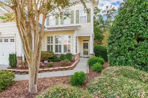 2065 Calloway Pines Dr, Tega Cay, SC 29708