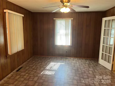 1255 Dial St, Kannapolis, NC 28083 photo 7