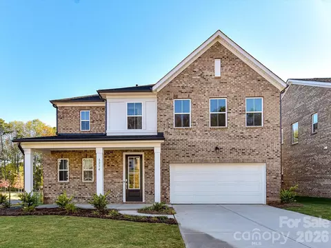 8234 Franklin Trail St, Mint Hill, NC 28227