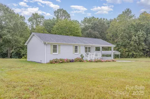 1310 Love Rd, Clover, SC 29710