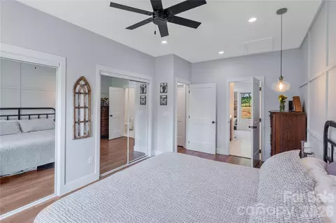 Bedroom - 100 Kinloch Ln, Clyde, NC 28721 photo 3 of 8
