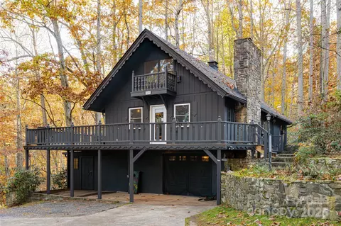 505 Reservoir Rd, Burnsville, NC 28714