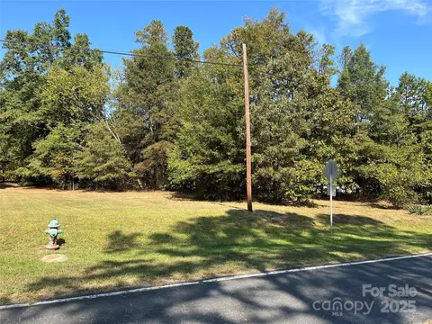 01 Dial St, Kannapolis, NC 28083 photo 4