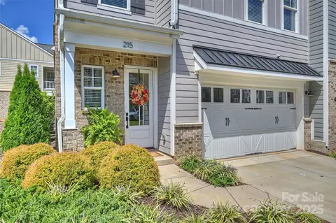 215 Junaluska Dr, Davidson, NC 28036 photo 47